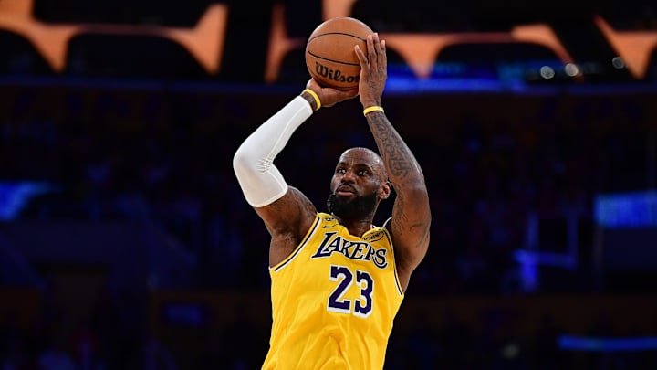 LeBron James viene de un gran partido ante los Warriors 