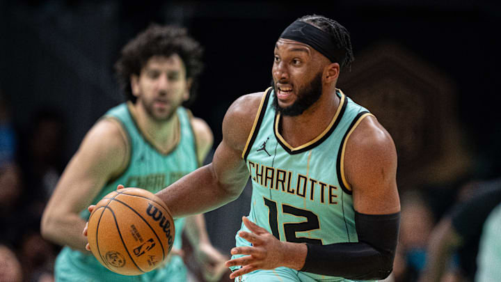 Charlotte Hornets, Josh Okogie
