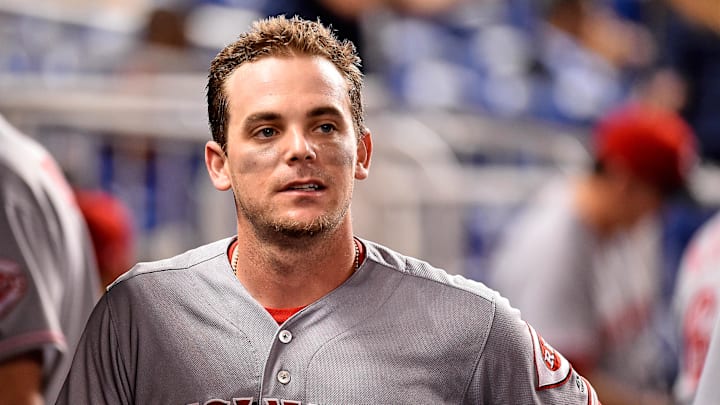Cincinnati Reds second baseman Scooter Gennett (3) walks through the dugout.