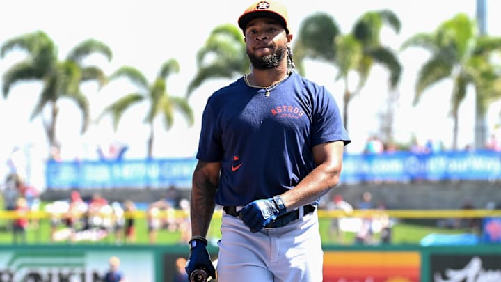 Mar 8, 2024; Clearwater, Florida, USA;  Houston Astros left fielder Corey Julks (9) prepares for batting practice before the spring training game against the Philadelphia Phillies at BayCare Ballpark/