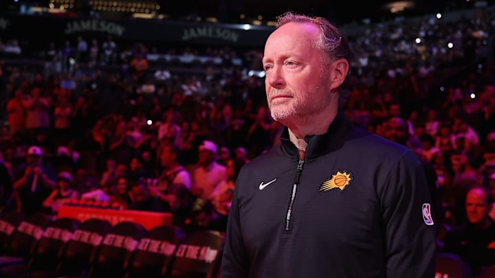 Los Angeles Lakers v Phoenix Suns