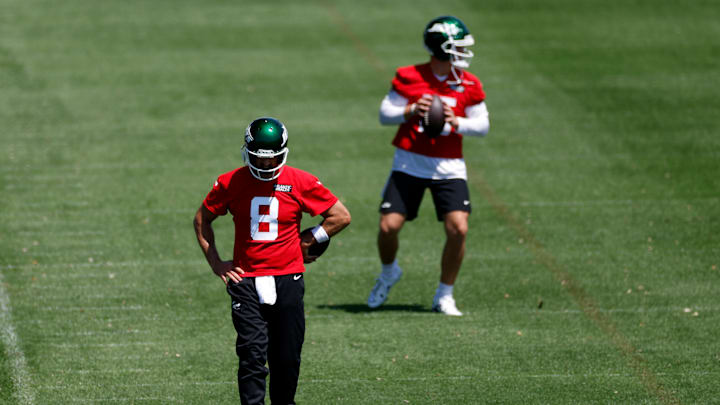 One analyst believes Colorado football QB Shedeur Sanders and NY Jets QB Aaron Rodgers will suffer a same defeating fate in 2024