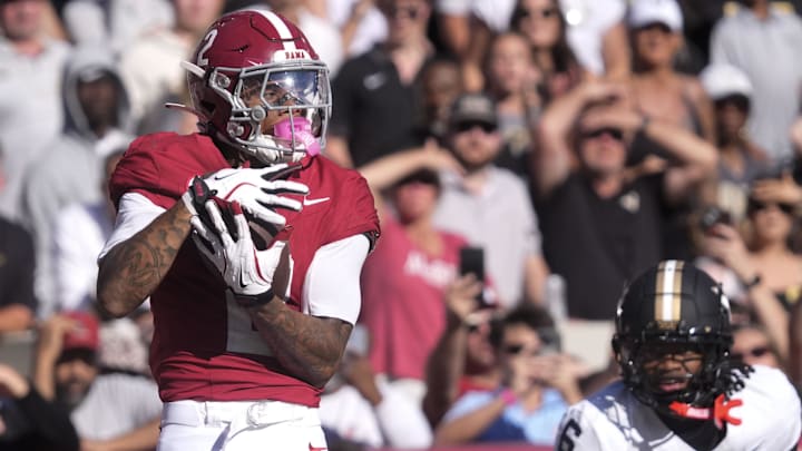 Oct 4, 2025; Tuscaloosa, Alabama, USA; Alabama wide receiver Ryan Williams (2) catches a touchdown pass in front Vanderbilt defensive back Jordan Matthews (6) at Saban Field at Bryant-Denny Stadium. Mandatory Credit: Gary Cosby Jr.-USA TODAY Network via Imagn Images Oct 4, 2025; Tuscaloosa, Alabama, USA; Alabama wide receiver Ryan Williams (2) catches a touchdown pass in front Vanderbilt defensive back Jordan Matthews (6) at Saban Field at Bryant-Denny Stadium. Mandatory Credit: Gary Cosby Jr.-USA TODAY Network via Imagn Images