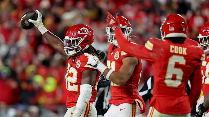 Las Vegas Raiders v Kansas City Chiefs