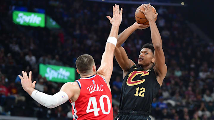 The Cavaliers are trading De'Andre Hunter to the Kings.