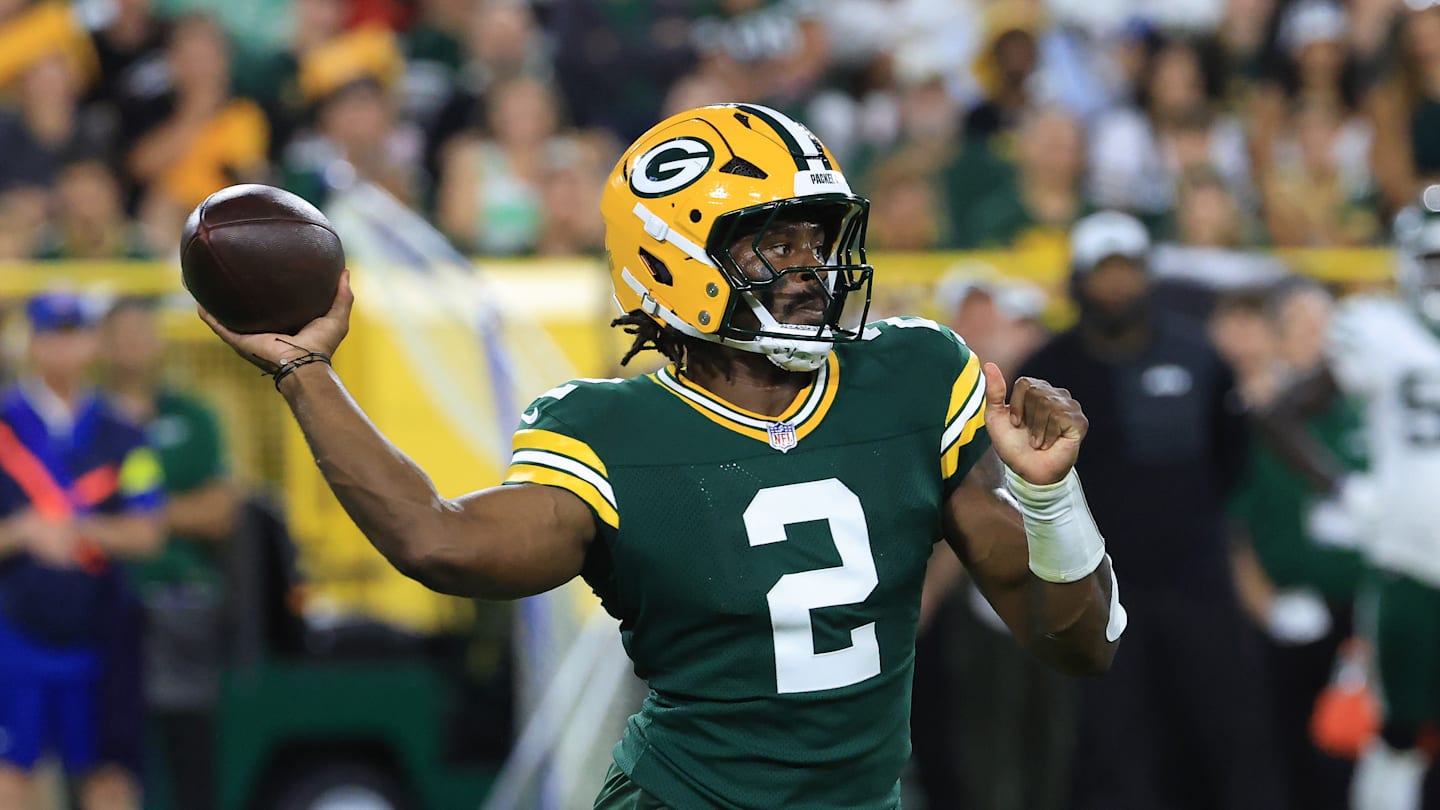 Malik Willis Takes Charge: Packers Reshape Offense Amid Love’s Absence
