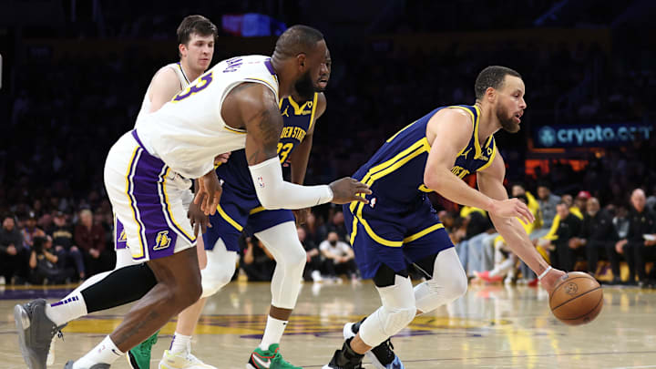 Golden State Warriors v Los Angeles Lakers