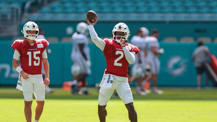 Aug 8, 2026; Miami Gardens, FL, USA; Miami Dolphins quarterback Malik Willis (2) throws the football during practice at Hard Rock Stadium. Mandatory Credit: Sam Navarro-Imagn Images Aug 8, 2026; Miami Gardens, FL, USA; Miami Dolphins quarterback Malik Willis (2) throws the football during practice at Hard Rock Stadium. Mandatory Credit: Sam Navarro-Imagn Images