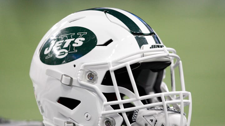 Sep 10, 2018; Detroit, MI, USA; New York Jets helmet sits near the bench before the game against the Detroit Lions at Ford Field. Mandatory Credit: Raj Mehta-Imagn Images Sep 10, 2018; Detroit, MI, USA; New York Jets helmet sits near the bench before the game against the Detroit Lions at Ford Field. Mandatory Credit: Raj Mehta-Imagn Images
