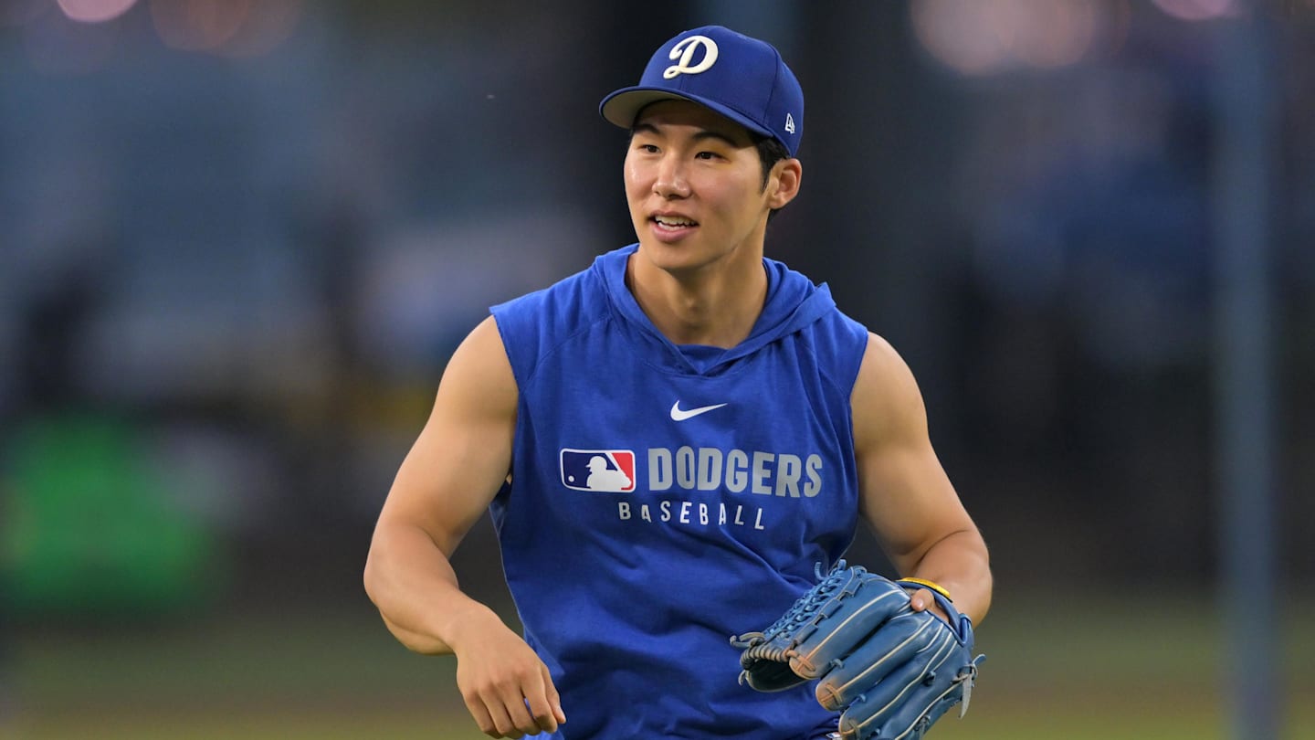 Dodgers' Dave Roberts Paid Hyeseong Kim $100 After Losing Bet