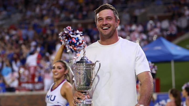 Bryson DeChambeau with U.S. Open trophy