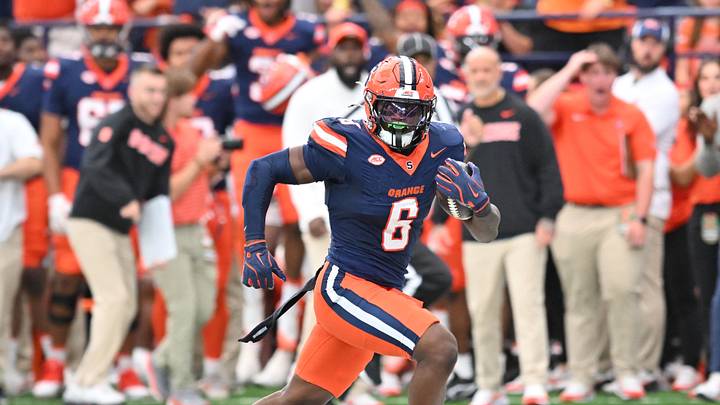 Sep 27, 2025; Syracuse, New York, USA; Syracuse Orange running back Yasin Willis (6) carries the ball against the Duke Blue Devils in the first quarter at the JMA Wireless Dome. Mandatory Credit: Mark Konezny-Imagn Images