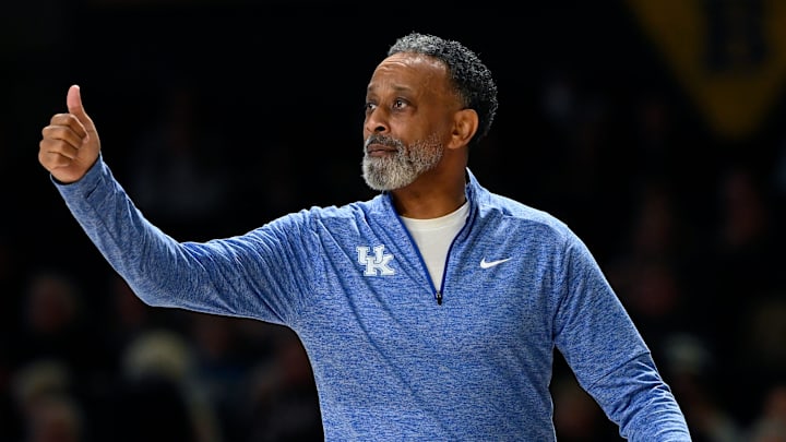 Kentucky head coach Kenny Brooks gestures to his players during an NCAA college basketball game against Vanderbilt Sunday, Jan. 5, 2025, in Nashville, Tenn. Kentucky won 96-78.