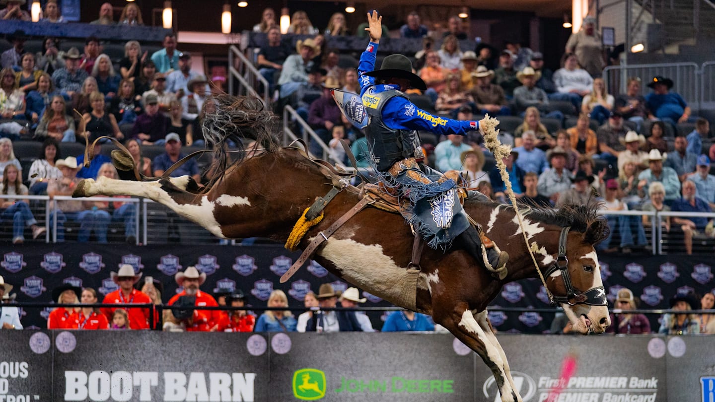 Where Are the Wrights? The Real Reason Rodeo’s First Family Skipped ...