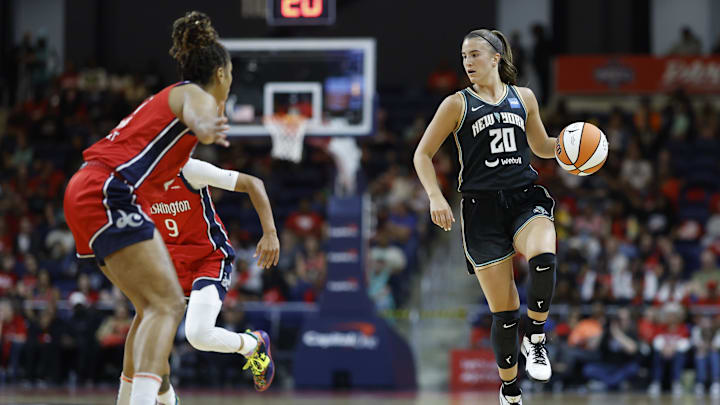 New York Liberty guard Sabrina Ionescu (20).