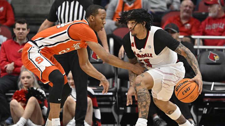 Mar 2, 2024; Louisville, Kentucky, USA; Louisville Cardinals guard Skyy Clark (55) dribbles against