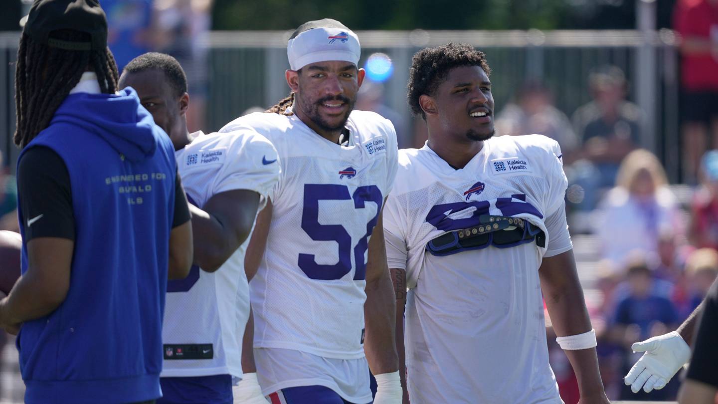 Pair of Bills' Rookies Embodying Jim Leonhard's Spirit in Camp