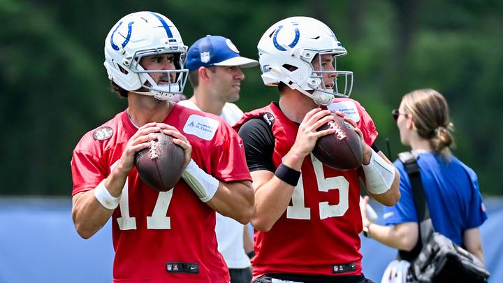 Indianapolis Colts quarterback Daniel Jones (17) and Indianapolis Colts quarterback Riley Leonard (15) participate in a drill during minicamp at Indiana Farm Bureau Football Center. Indianapolis Colts quarterback Daniel Jones (17) and Indianapolis Colts quarterback Riley Leonard (15) participate in a drill during minicamp at Indiana Farm Bureau Football Center.