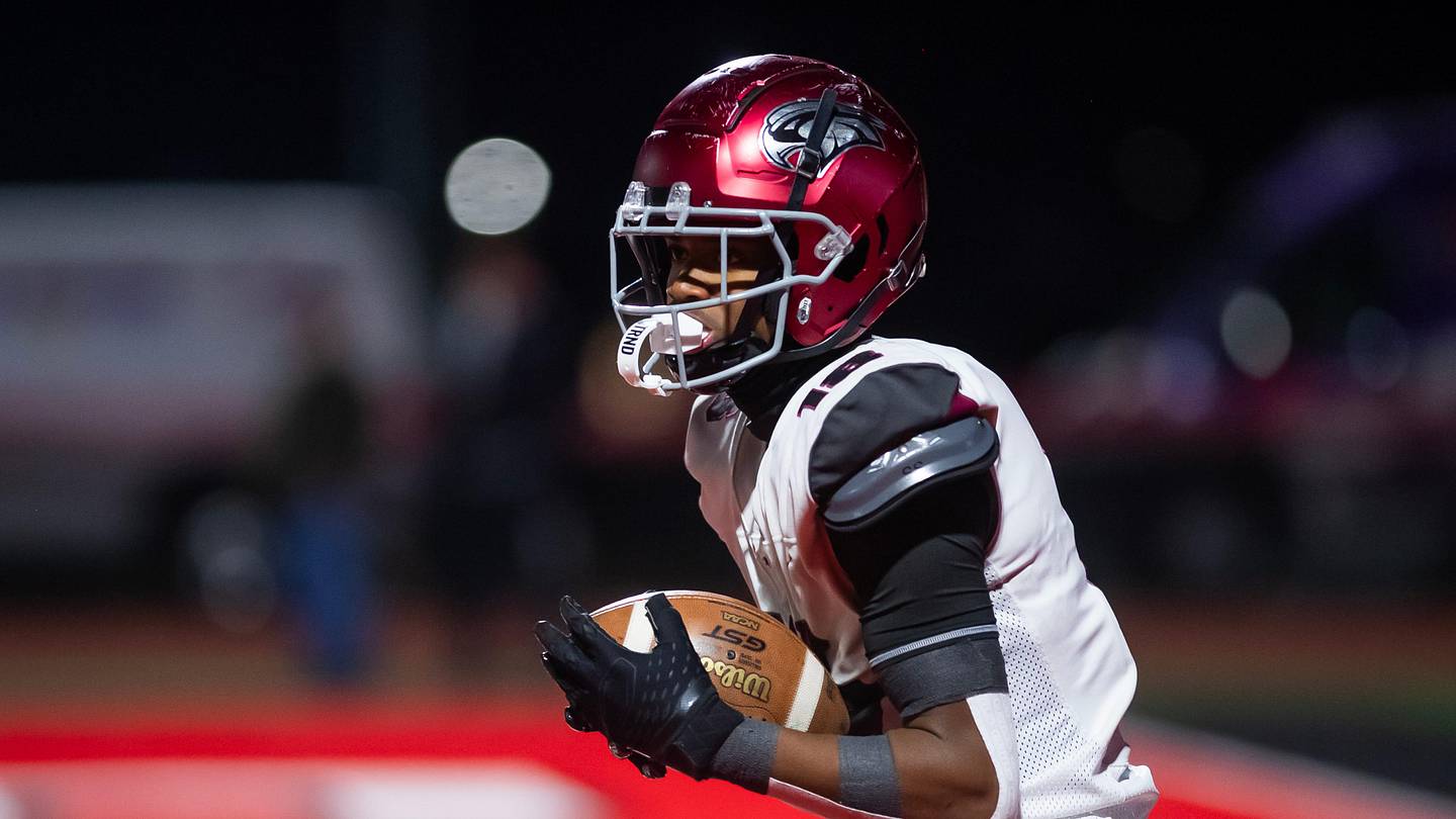 No. 1 College Football Prospect Becomes Priority Target for Three National Powerhouses