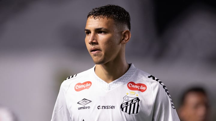 Deivid Washington deve seguir entre os 11 titulares do Peixe Deivid Washington deve seguir entre os 11 titulares do Peixe