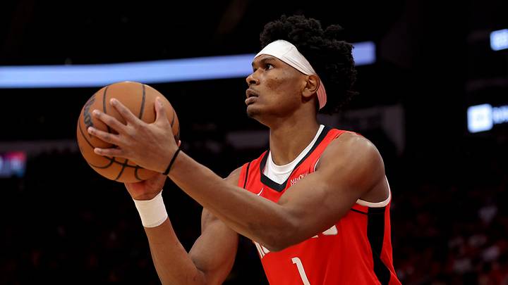 May 1, 2026; Houston, Texas, USA; Houston Rockets guard Amen Thompson (1) shoots outside against the Los Angeles Lakers during the first quarter game six of the first round of the 2026 NBA Playoffs at Toyota Center. Mandatory Credit: Erik Williams-Imagn Images May 1, 2026; Houston, Texas, USA; Houston Rockets guard Amen Thompson (1) shoots outside against the Los Angeles Lakers during the first quarter game six of the first round of the 2026 NBA Playoffs at Toyota Center. Mandatory Credit: Erik Williams-Imagn Images