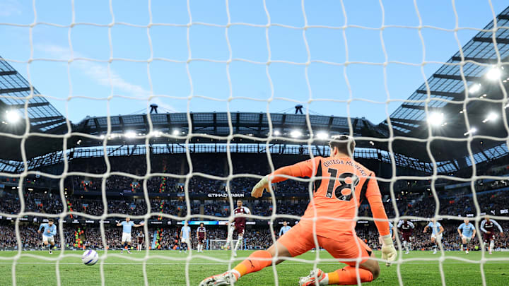 Manchester City FC v Aston Villa FC - Premier League