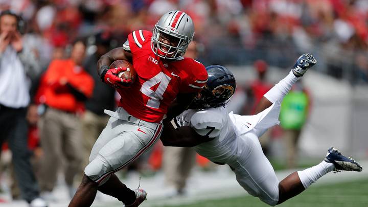Ohio State running back Curtis Samuel runs with the ball in a game against Kent State. 