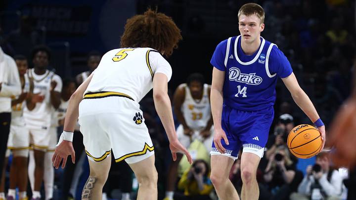 iowa hawkeyes men's basketball roster