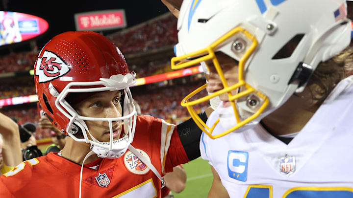 Los Angeles Chargers v Kansas City Chiefs