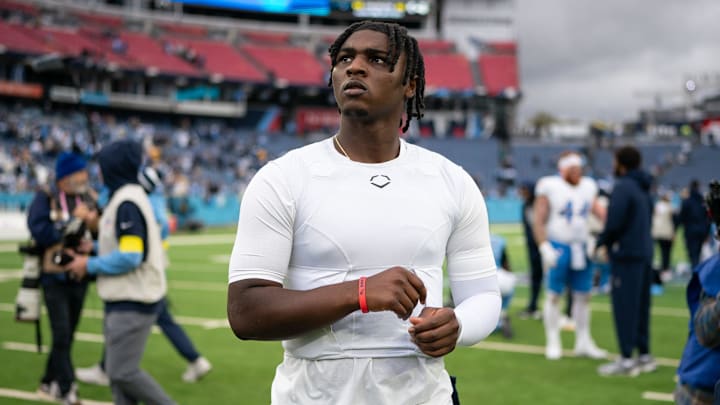 Tennessee Titans quarterback Cam Ward exits the field after their loss to the Los Angeles Chargers at Nissan Stadium in Nashville, Tenn., Sunday, Nov. 2, 2025. Tennessee Titans quarterback Cam Ward exits the field after their loss to the Los Angeles Chargers at Nissan Stadium in Nashville, Tenn., Sunday, Nov. 2, 2025.