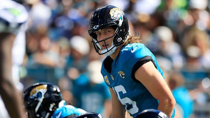 Jacksonville Jaguars quarterback Trevor Lawrence (16) calls a play during the second quarter of an NFL football matchup, Sunday, Oct. 12, 2025, at EverBank Stadium in Jacksonville, Fla. The Seahawks defeated the Jaguars 20-12. [Corey Perrine/Florida Times-Union]