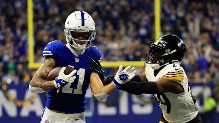 Pittsburgh Steelers v Indianapolis Colts