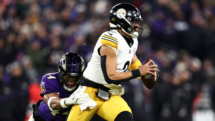 AFC Wild Card Playoffs: Pittsburgh Steelers v Baltimore Ravens