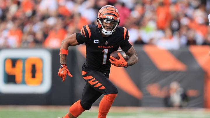 Cincinnati Bengals wide receiver Ja'Marr Chase (1) runs during the second half against the Arizona Cardinals at Paycor Stadium. Cincinnati Bengals wide receiver Ja'Marr Chase (1) runs during the second half against the Arizona Cardinals at Paycor Stadium.
