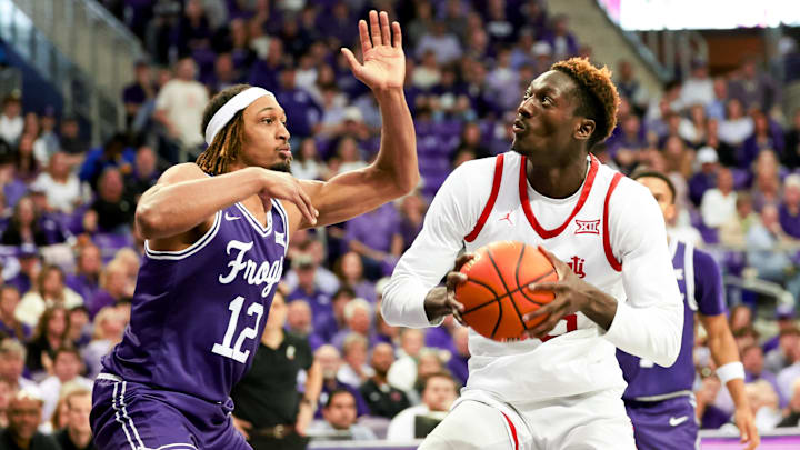 Cincinnati Bearcats face TCU Horned Frogs in Fort Worth in 2024