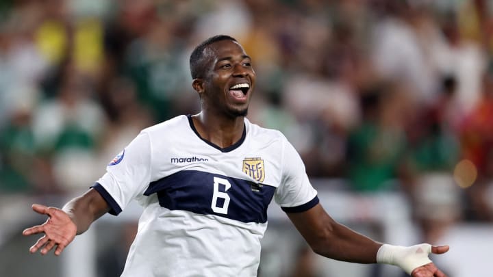 Willian Pacho, nouveau défenseur central du PSG. Willian Pacho, nouveau défenseur central du PSG.