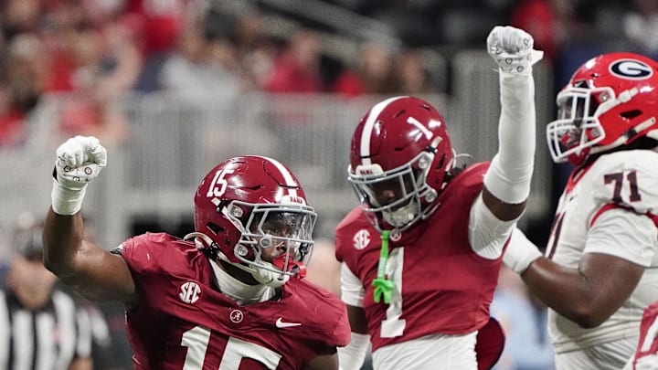 Dec 2, 2023; Atlanta, GA, USA; Alabama Crimson Tide linebacker Dallas Turner (15) and defensive Dec 2, 2023; Atlanta, GA, USA; Alabama Crimson Tide linebacker Dallas Turner (15) and defensive