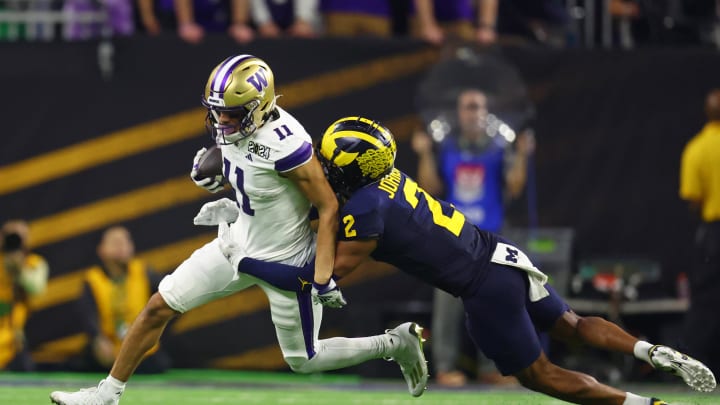 Jan 8, 2024; Houston, TX, USA; Washington Huskies wide receiver Jalen McMillan (11) runs with the