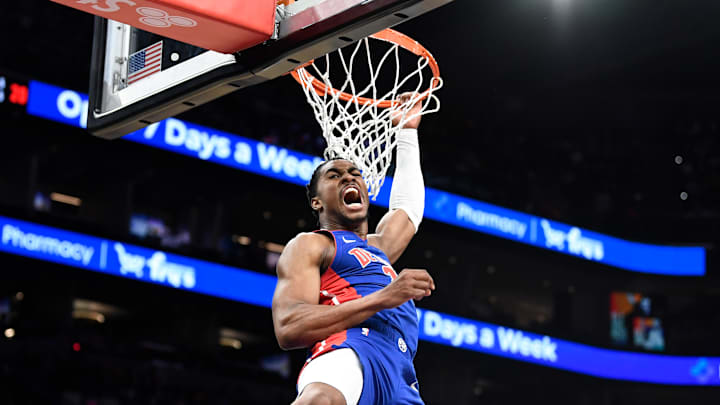 Detroit Pistons v Phoenix Suns