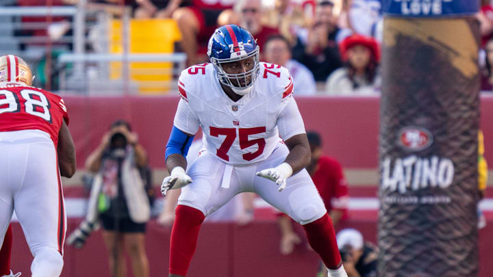 September 21, 2023; Santa Clara, California, USA; New York Giants guard Joshua Ezeudu (75) during the first quarter against the San Francisco 49ers at Levi's Stadium. September 21, 2023; Santa Clara, California, USA; New York Giants guard Joshua Ezeudu (75) during the first quarter against the San Francisco 49ers at Levi's Stadium.