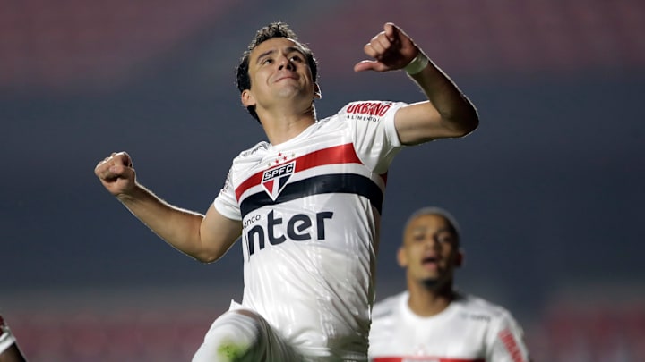 Pablo não deu certo com a camisa do Soberano