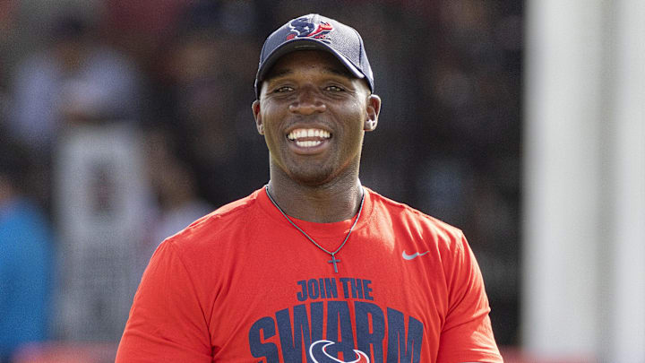 Jul 30, 2023; Houston, TX, USA; Houston Texans head coach DeMeco Ryans watches players warm up during training camp practice at the Houston Methodist Training Center. Mandatory Credit: Thomas Shea-Imagn Images