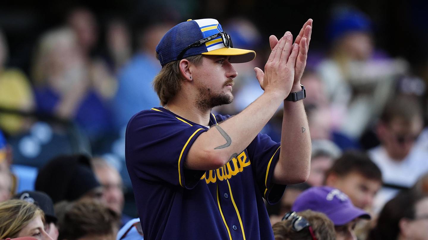 Rockies Manager Warren Schaeffer Has Strong Opinion on Coors
