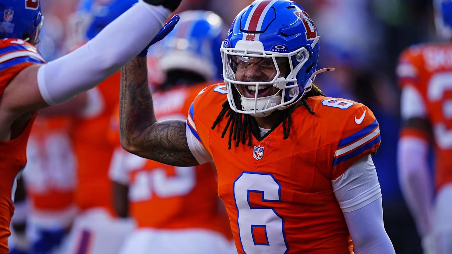 Broncos S P.J. Locke Sends Message After Joining New Team