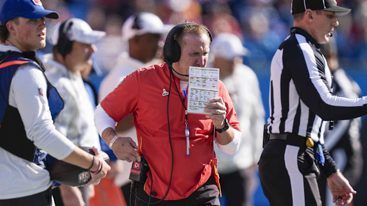 Nov 24, 2024; Charlotte, North Carolina, USA; Kansas City Chiefs defensive coordinator Steve Spagnuolo during the first quarter against the Carolina Panthers at Bank of America Stadium. Mandatory Credit: Jim Dedmon-Imagn Images Nov 24, 2024; Charlotte, North Carolina, USA; Kansas City Chiefs defensive coordinator Steve Spagnuolo during the first quarter against the Carolina Panthers at Bank of America Stadium. Mandatory Credit: Jim Dedmon-Imagn Images