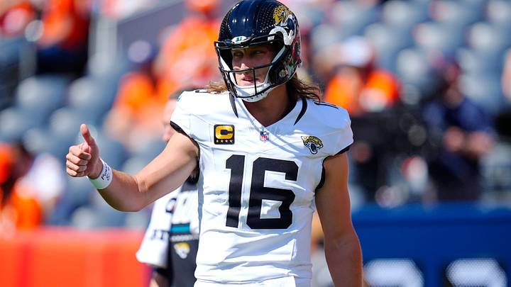 Sep 20, 2026; Denver, Colorado, USA; Jacksonville Jaguars quarterback Trevor Lawrence (16) warms up prior to a game against the Denver Broncos at Empower Field at Mile High. Mandatory Credit: Ron Chenoy-Imagn Images Sep 20, 2026; Denver, Colorado, USA; Jacksonville Jaguars quarterback Trevor Lawrence (16) warms up prior to a game against the Denver Broncos at Empower Field at Mile High. Mandatory Credit: Ron Chenoy-Imagn Images