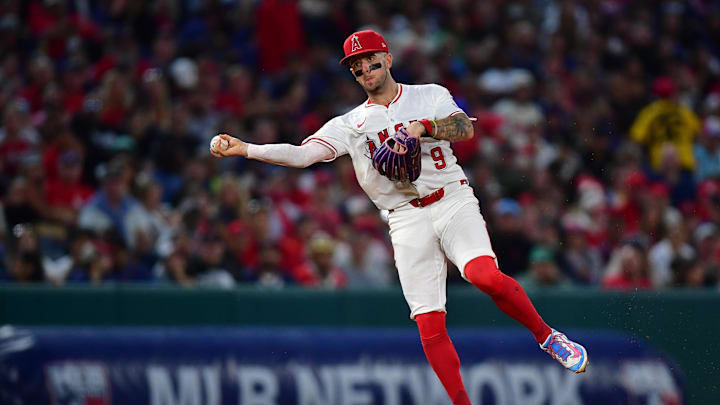 Jun 24, 2025; Anaheim, California, USA; Los Angeles Angels shortstop Zach Neto (9) throws to first for the out against Boston Red Sox center fielder Ceddanne Rafaela (3) during the seventh inning at Angel Stadium. Mandatory Credit: Gary A. Vasquez-Imagn Images Jun 24, 2025; Anaheim, California, USA; Los Angeles Angels shortstop Zach Neto (9) throws to first for the out against Boston Red Sox center fielder Ceddanne Rafaela (3) during the seventh inning at Angel Stadium. Mandatory Credit: Gary A. Vasquez-Imagn Images