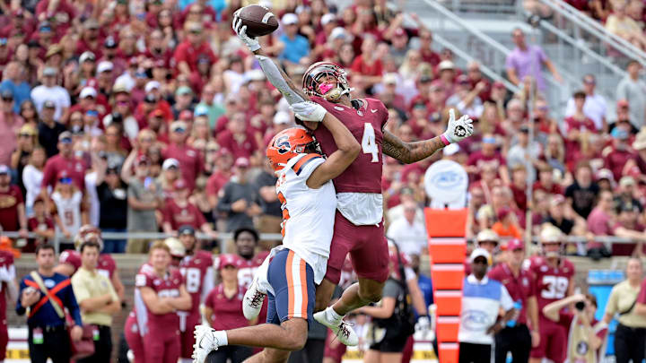 Syracuse football joins Florida State, Georgia and other titans in the top 8 of 2025 4-star wide receiver Daylyn Upshaw.