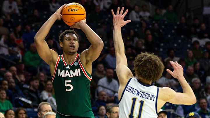 Miami (FL) Hurricanes forward Malik Reneau (5)