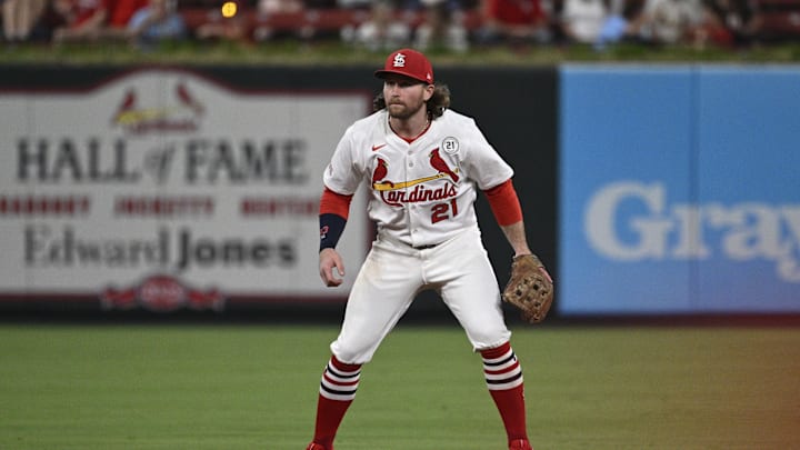 Sep 15, 2025; St. Louis, Missouri, USA; St. Louis Cardinals second baseman Brendan Donovan (21) take his position against the Cincinnati Reds in the sixth inning at Busch Stadium. Mandatory Credit: Joe Puetz-Imagn Images